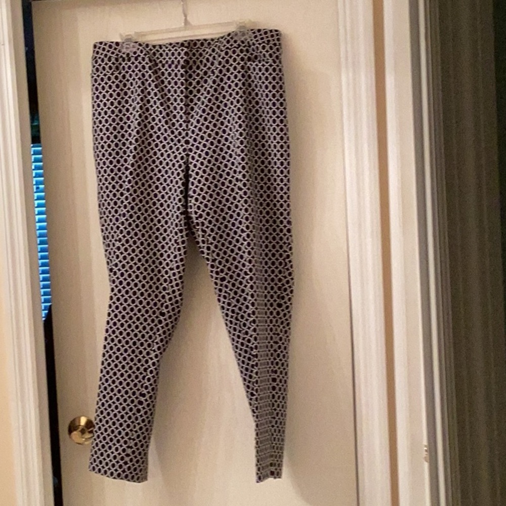 EUC Talbots straight leg pants….Navy nautical pattern